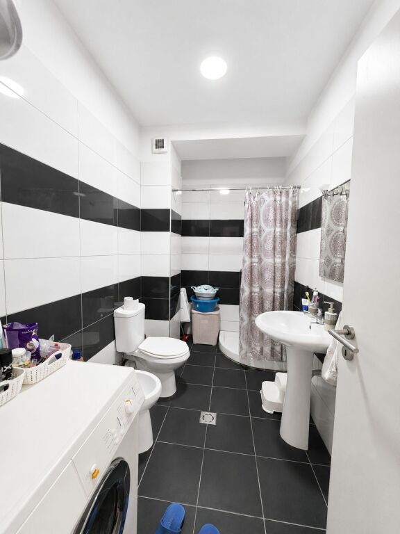 Apartament 2+1 me qera ne Qytet Studenti tek Kompleksi Ana