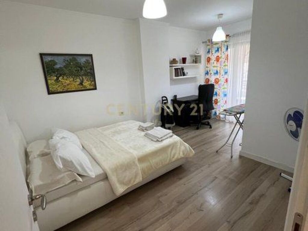 Appartamento 2+1+2 in Affitto a Brryl, Completamente Arredato
