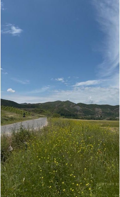 TERRENO IN VENDITA SULLA STRADA A VISHAJ