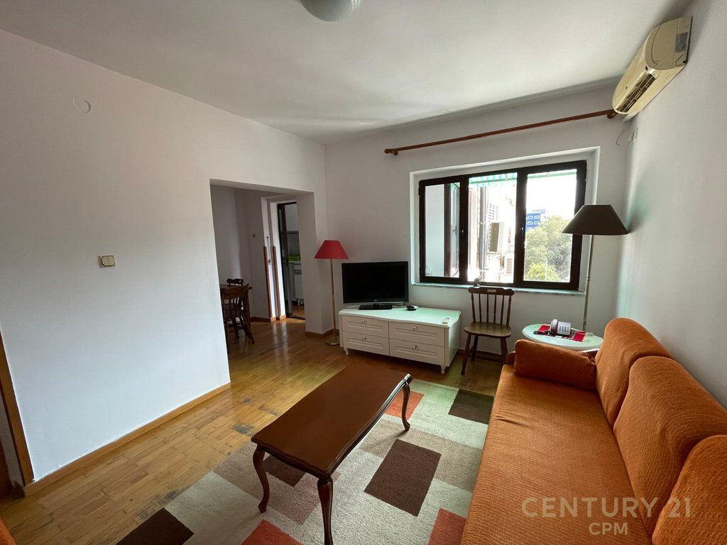 Apartament 2+1 Me qira tek Pazari Ri, Tiranë - 550€ | 80 m²