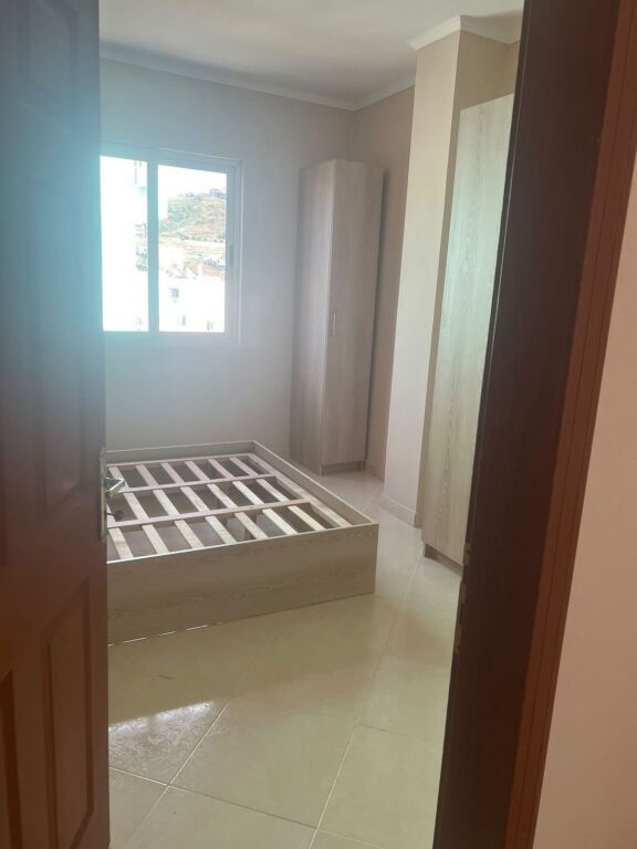 Shitet Apartament 1+1 Golem