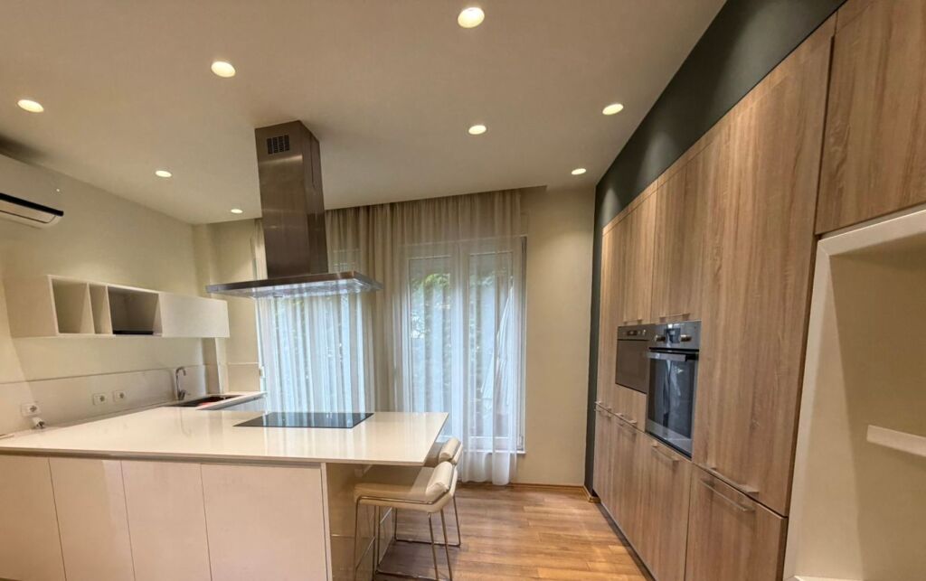 VILLA FOR RENT, TEG