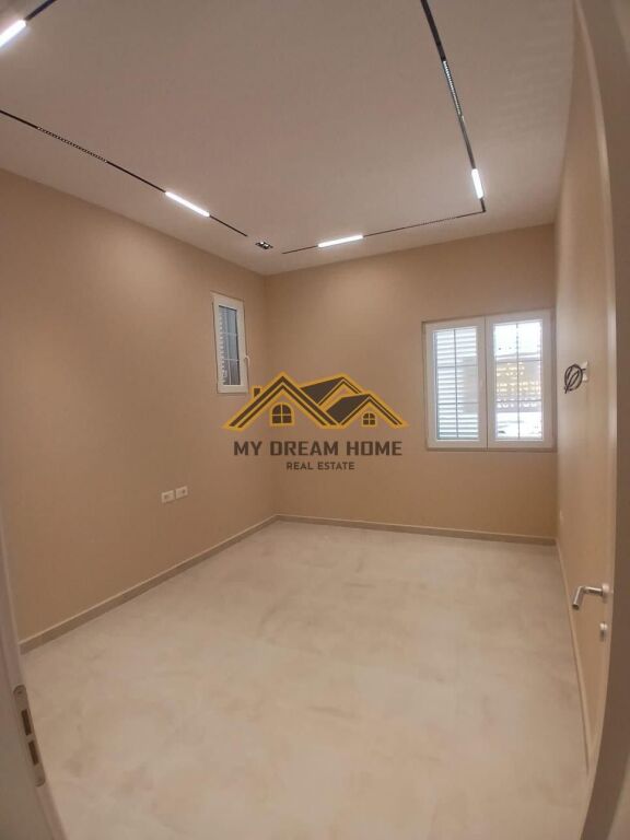 PREMISES FOR RENT AT THE TRAIN STATION, DURRES