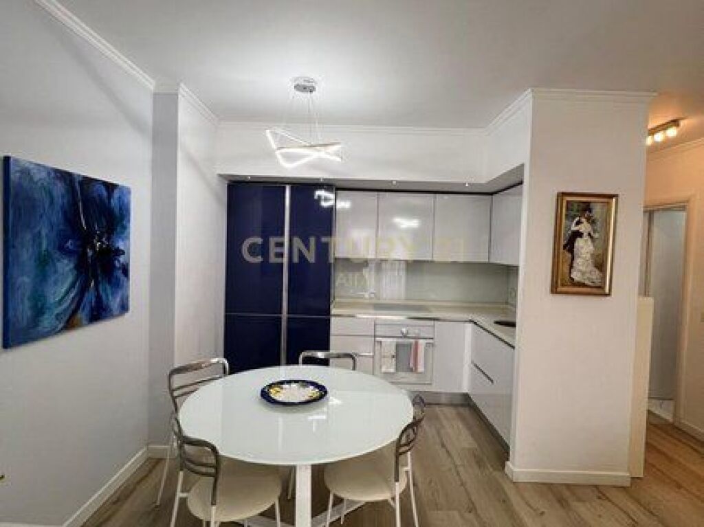Appartamento 2+1+2 in Affitto a Brryl, Completamente Arredato
