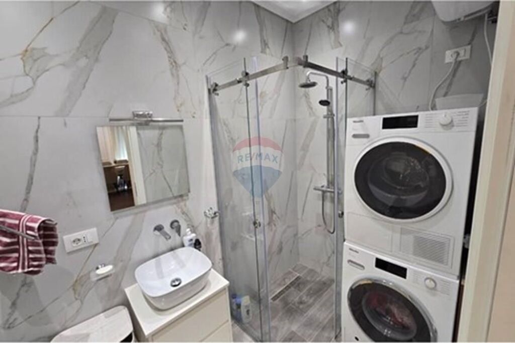 Apartment 3+1+2 parking spaces for rent Zogu I Zi