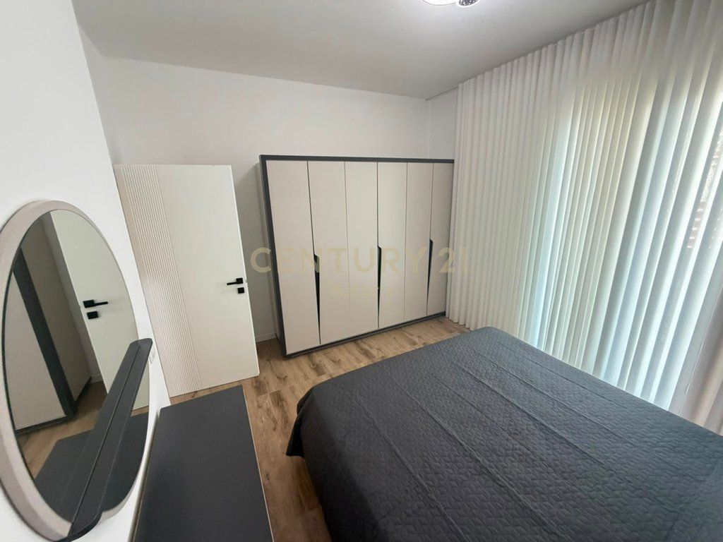 Jepet me qira apartament modern 1+1, i pa banuar më parë astoria142140
