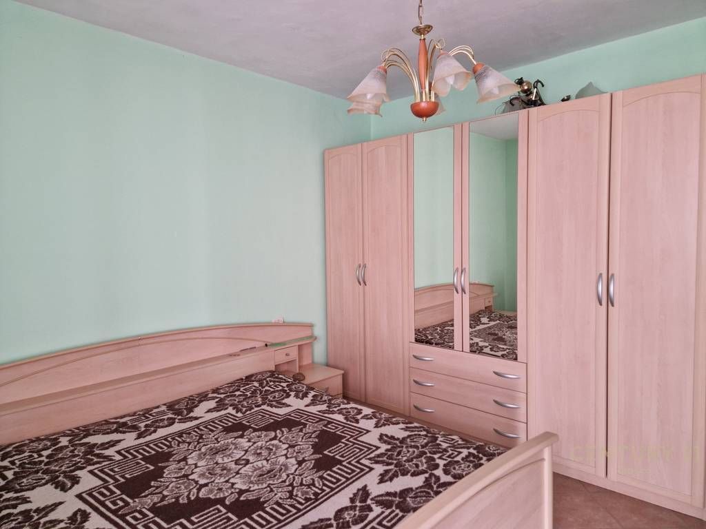 Apartament 2+1 per shitje ne Yzberisht