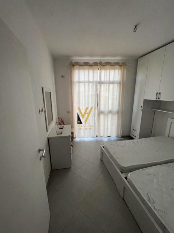 DA APPARTAMENTO 1+1+BLK IN AFFITTO A QSUT 40.000 LEKE