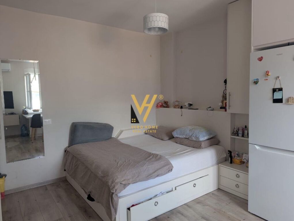 AFFITTASI STUDIO 40 M2 AL PAZARI I RI 500 EURO