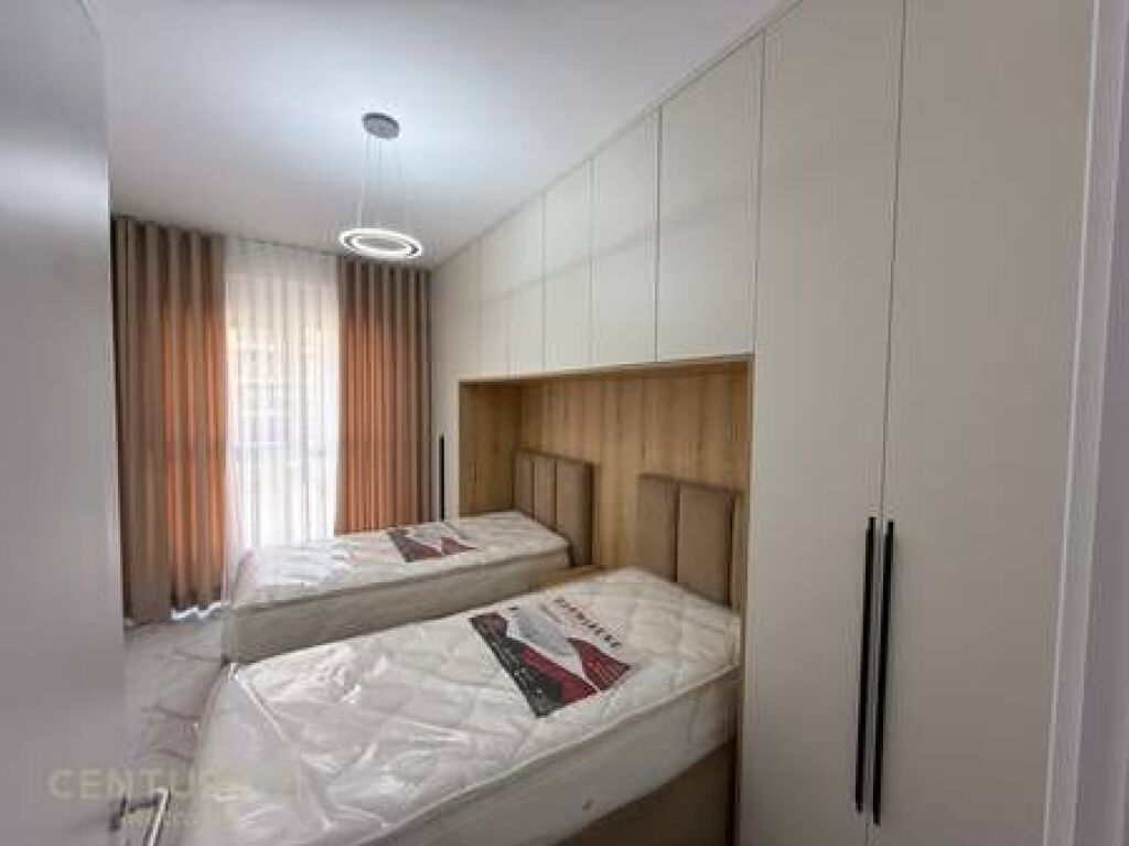 AFFITTASI APPARTAMENTO 2+1+2, RESIDENZA AURA, LAPRAKË!