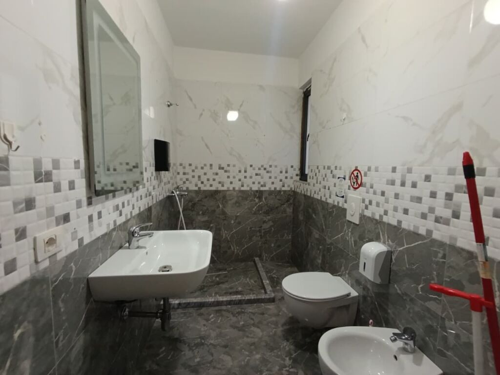 Appartamento 2+1+2 bagni in affitto, 21 Dhjetori!