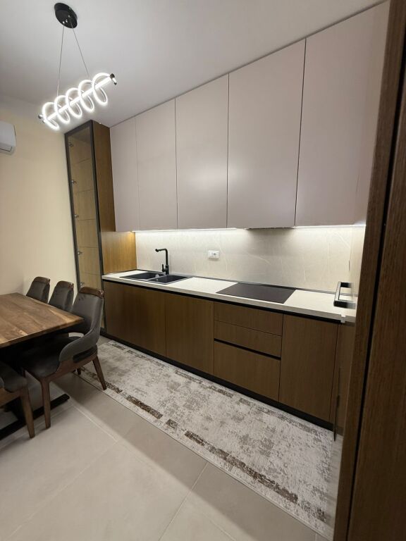 Appartamento in affitto 2+1 in Via Vienna