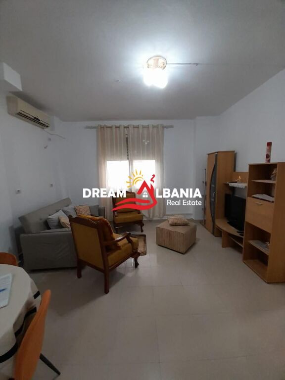 Rent apartment 1+1 in Don Bosko, near Viva Market, Tirana (ID 42111591).