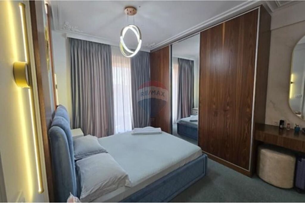 Apartment 3+1+2 parking spaces for rent Zogu I Zi