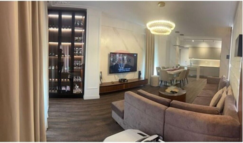 Apartment 3+1+2 parking spaces for rent Zogu I Zi