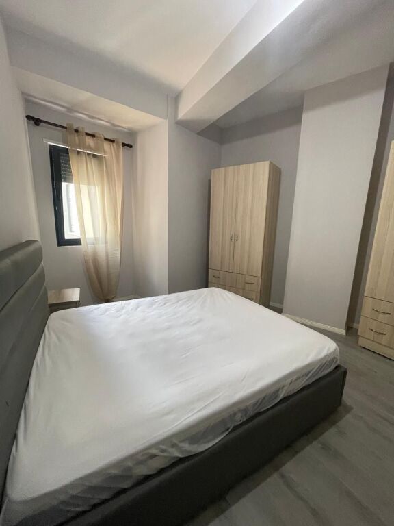 Apartment 1+1 for rent on the 4th floor near Astir roundabout