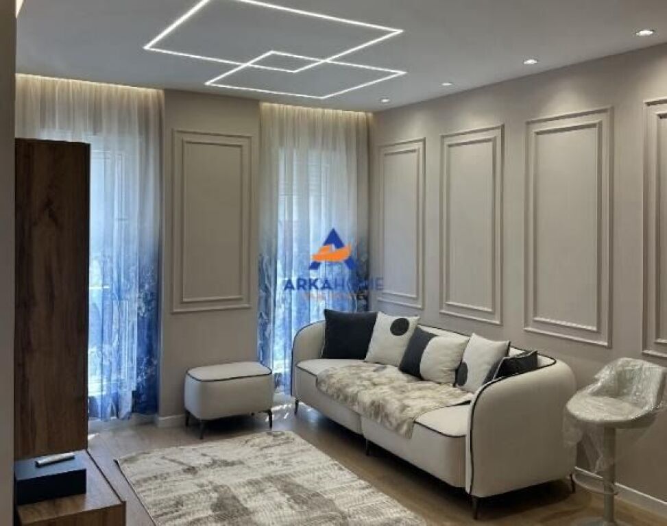 AFFITTASI APPARTAMENTO 1+1+BALCONE "UNIVERS CITY" 43.000 LEKE