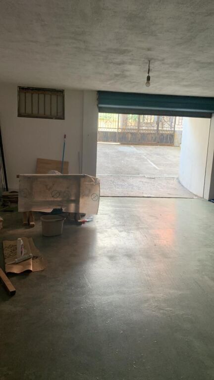 WAREHOUSE FOR RENT 130M2 PORCELAN