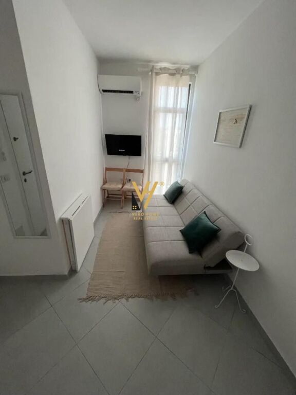 DA APPARTAMENTO 1+1+BLK IN AFFITTO A QSUT 40.000 LEKE