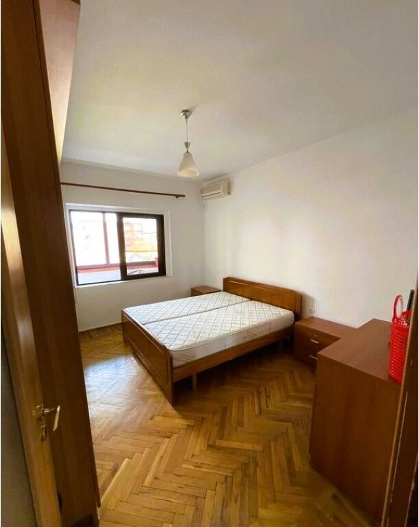 Apartament 2+1 Me qira tek Pazari Ri, Tiranë - 550€ | 80 m²