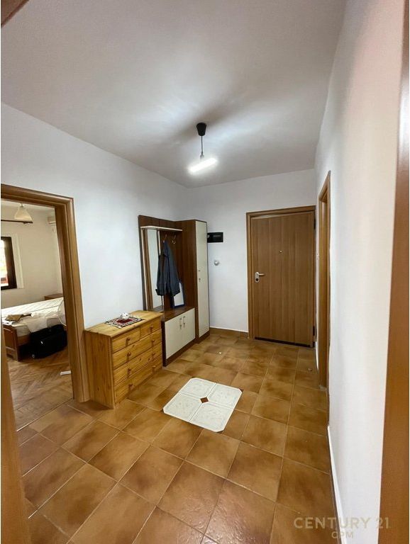Apartament 2+1 Me qira tek Pazari Ri, Tiranë - 550€ | 80 m²