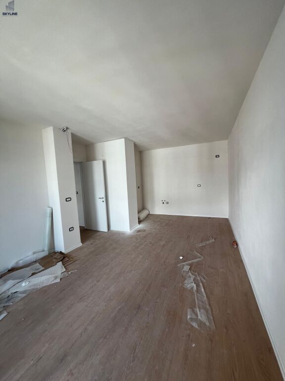 Shitet Apartament 2+1+Post Parkimi-Kompleksi Turdiu