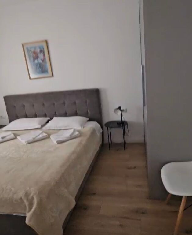 Apartment 1+1 for rent at Myslym Shyri!