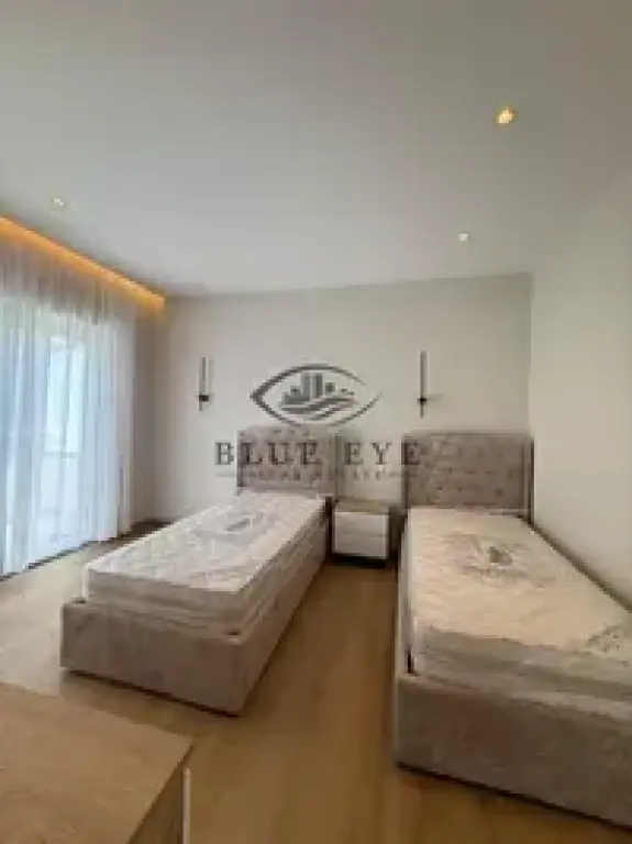 Apartament 2+1 Për Shitje në Golem, Durrës