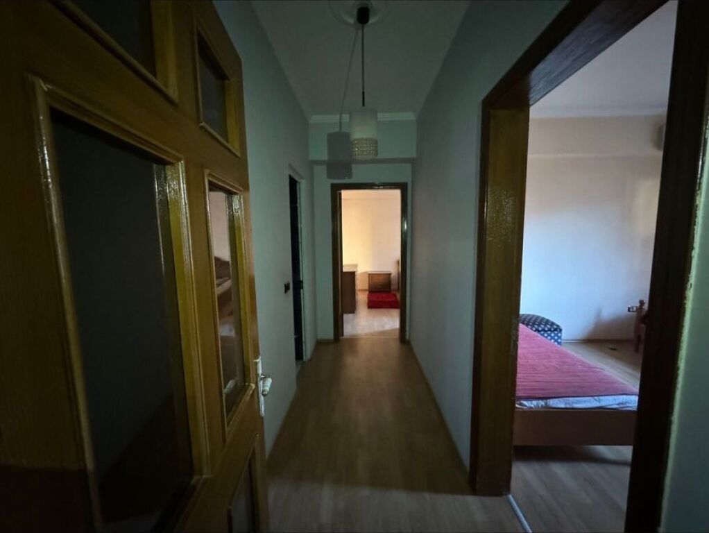 Affitto | Appartamento 3 + 1 | Camino | 600 €/mese