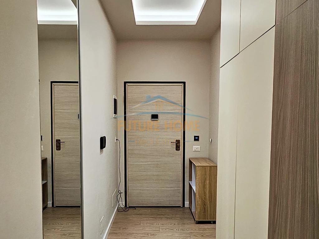 Shitet, Apartament 3+1+2, Liqeni i Thatë, Tiranë