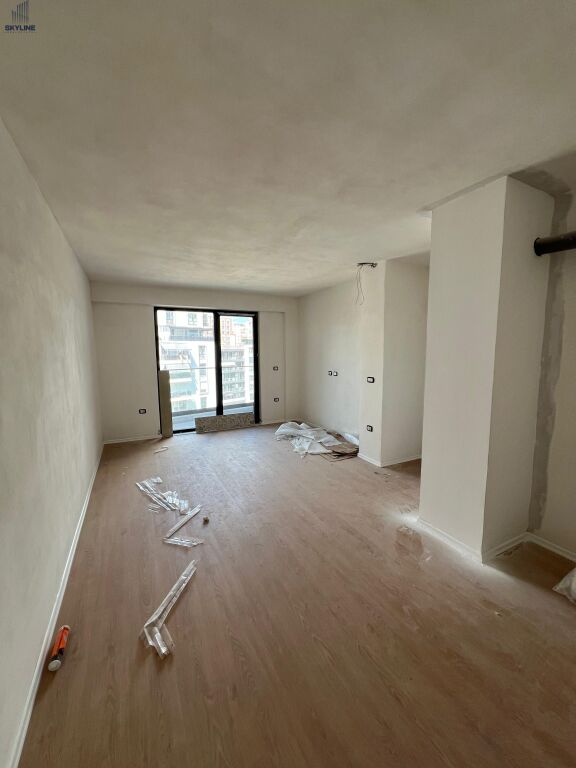 Shitet Apartament 2+1+Post Parkimi-Kompleksi Turdiu
