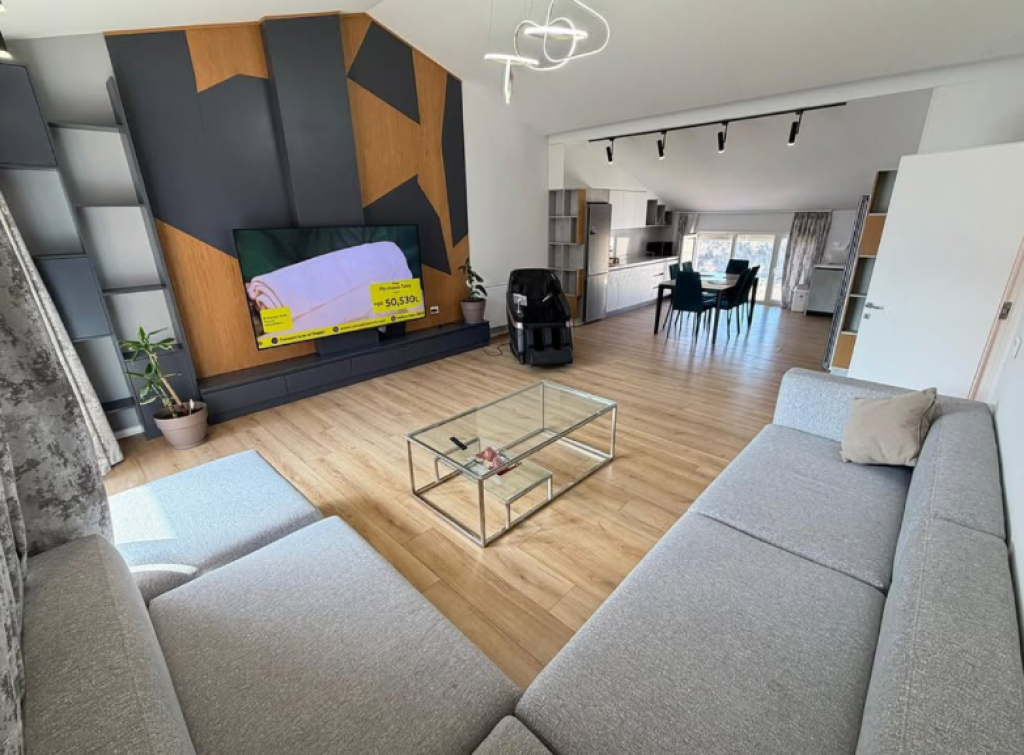 Attico in Affitto – Secret Garden Residence, vicino a TEG