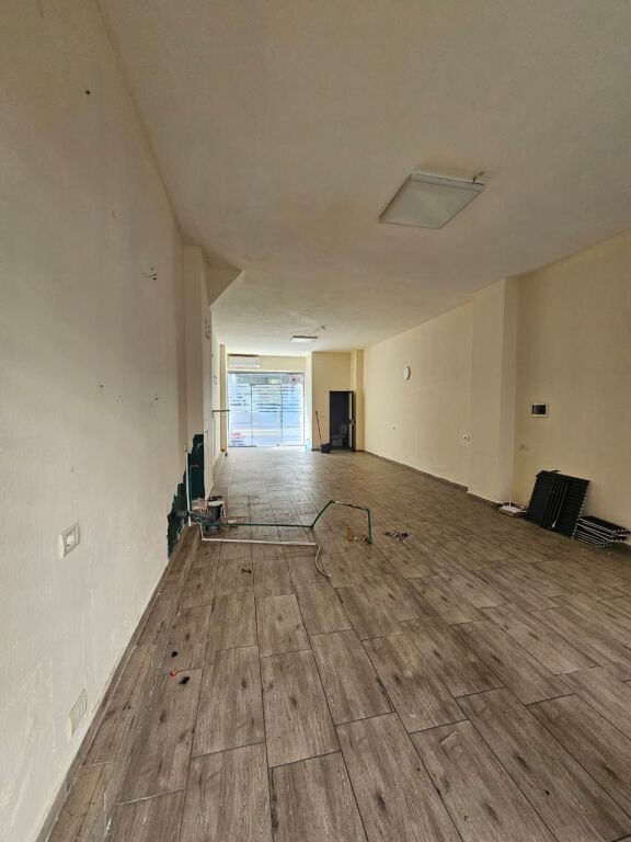 BUSINESS PREMISES FOR SALE!
