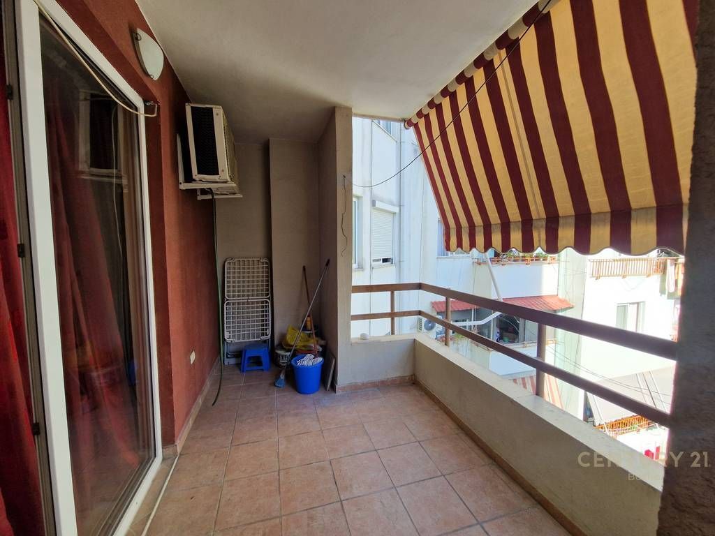 Apartament 2+1 per shitje ne Yzberisht