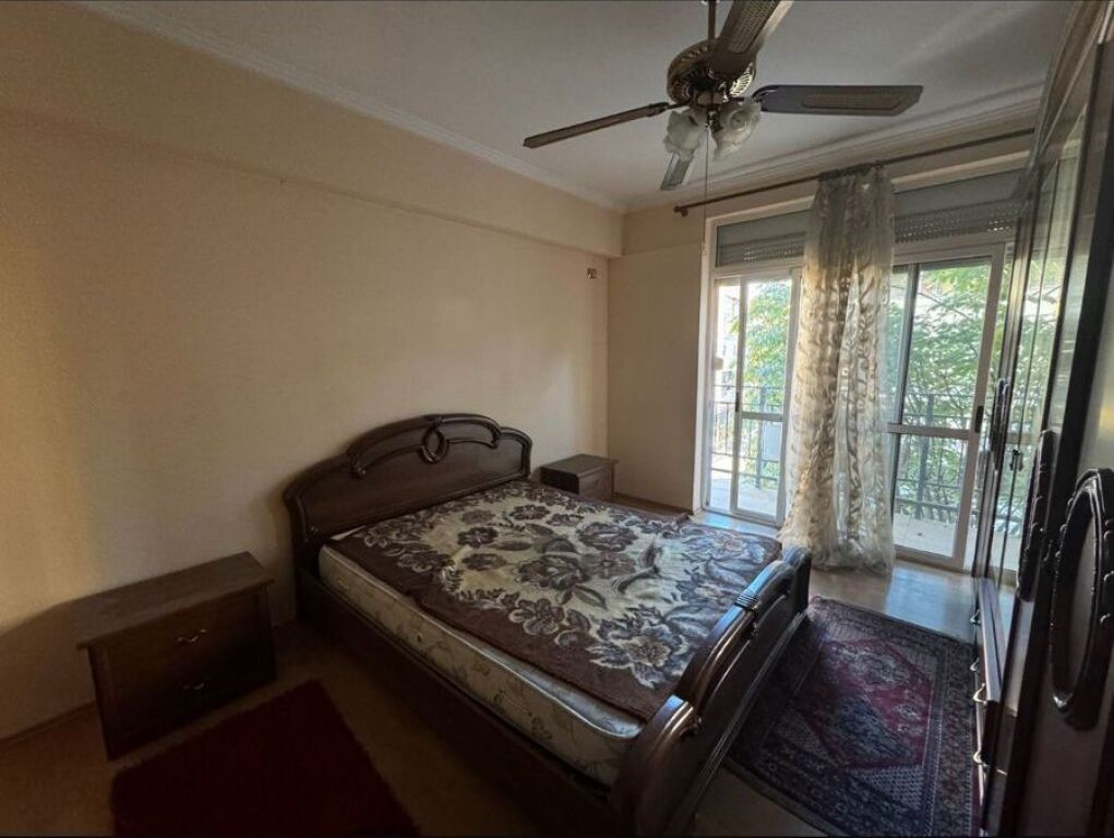 Affitto | Appartamento 3 + 1 | Camino | 600 €/mese