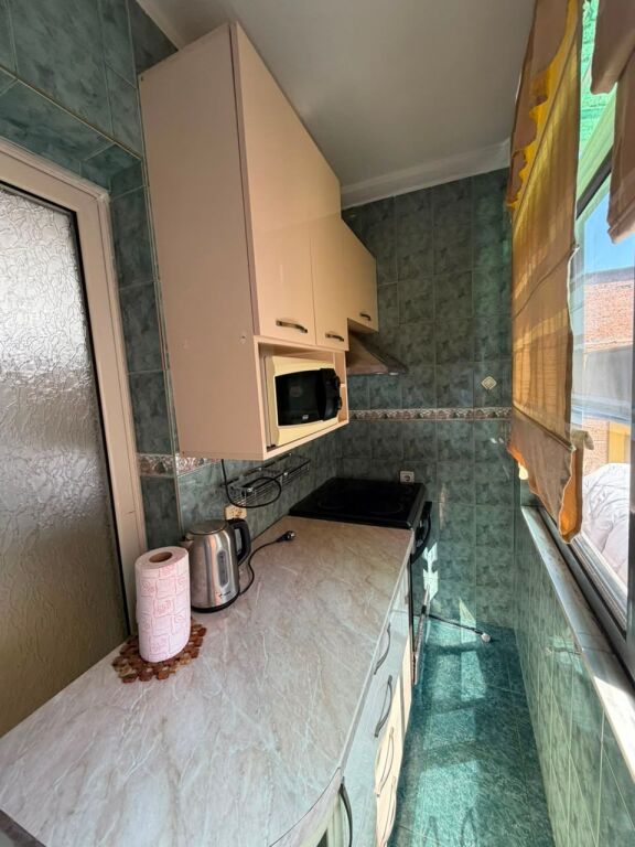 Apartament 2+1 me qira te Rruga Myslym Shyri