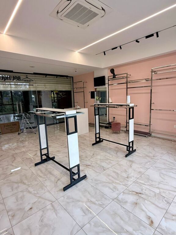 Business premises for rent Albanian Post Durres.
