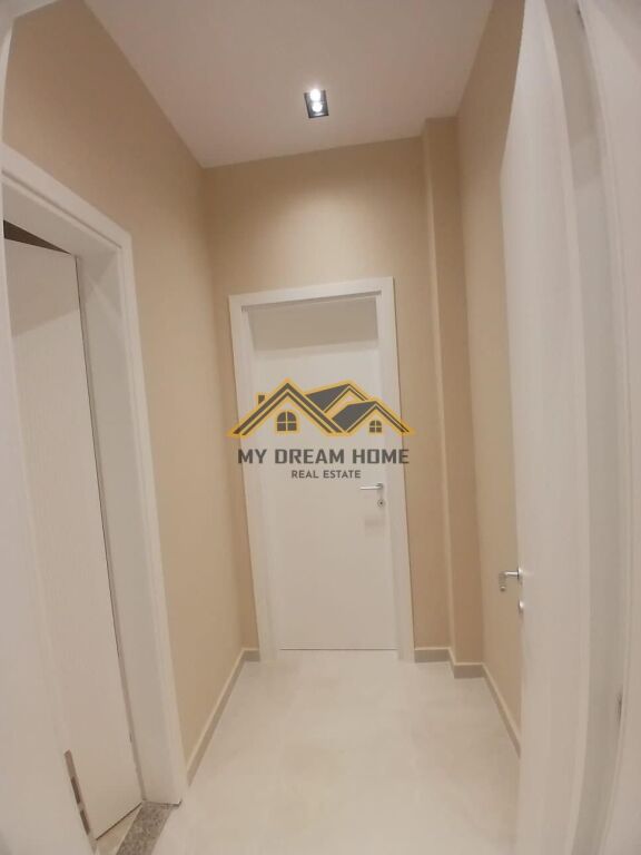 PREMISES FOR RENT AT THE TRAIN STATION, DURRES
