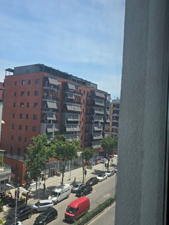 FOR SALE 1+1 APARTMENT IN THE KAMZA AREA
