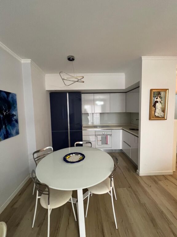 Appartamento 2+1+2 in Affitto a Brryl, Completamente Arredato