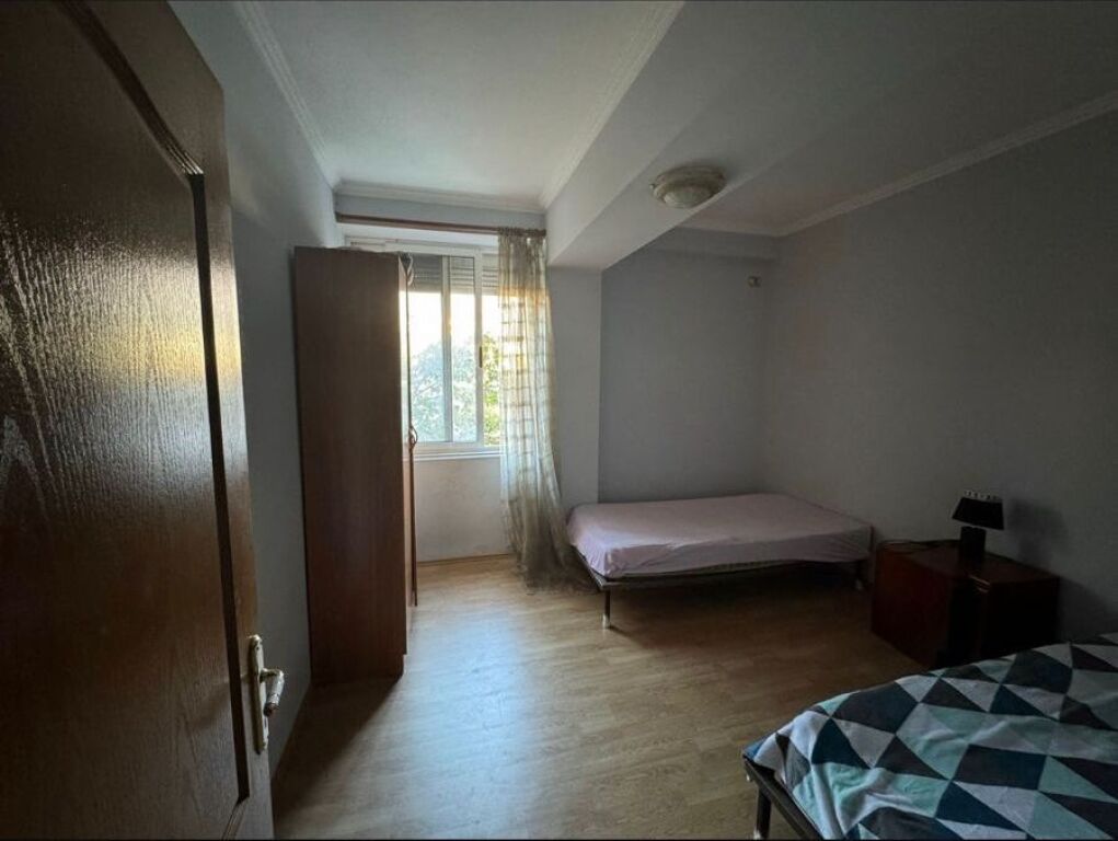 Affitto | Appartamento 3 + 1 | Camino | 600 €/mese