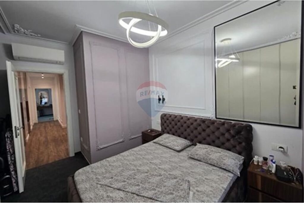 Apartment 3+1+2 parking spaces for rent Zogu I Zi