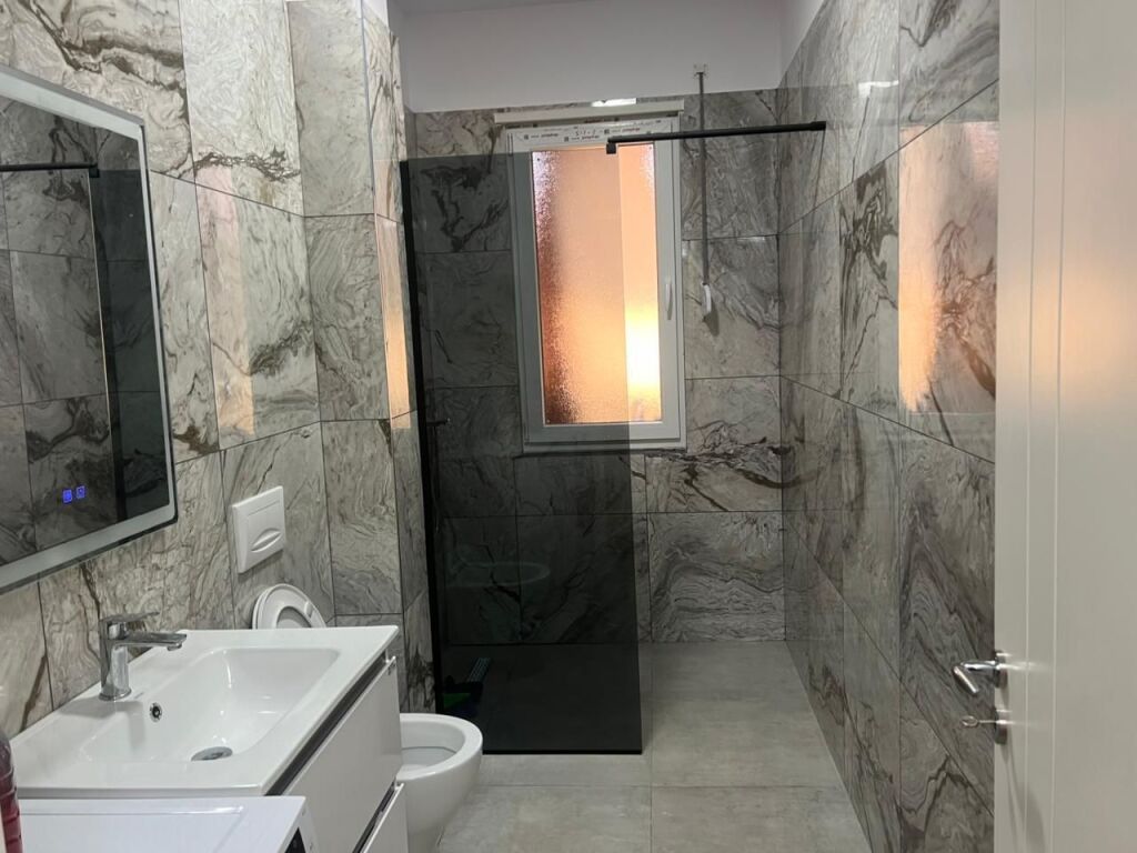 Affittasi appartamento 1+1 a Kamez/Via OSBE