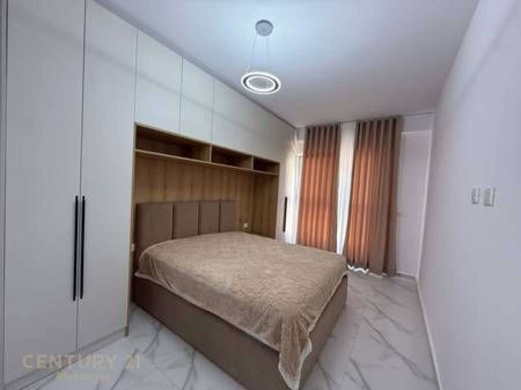 AFFITTASI APPARTAMENTO 2+1+2, RESIDENZA AURA, LAPRAKË!