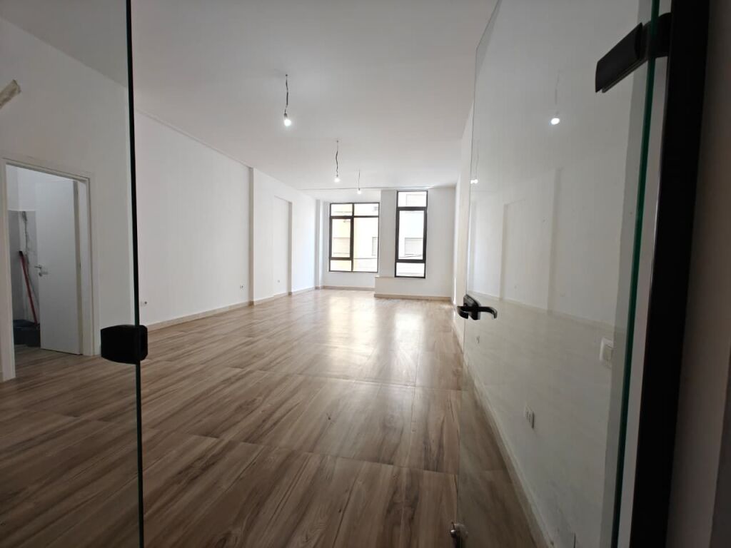 Business premises for rent in the center, near Kafe Flora ID: 530391004-351