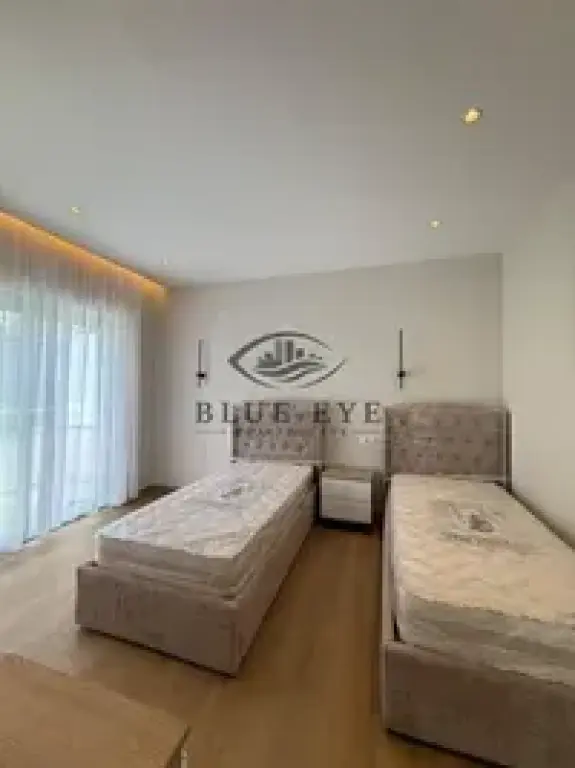 Apartament 2+1 Për Shitje në Golem, Durrës