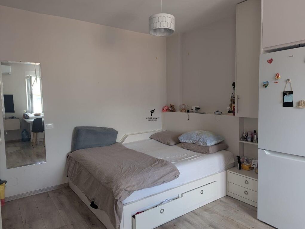 MONOLOCALE IN AFFITTO 40M2 PAZARI I RI 50.000 LEKE FH-77304