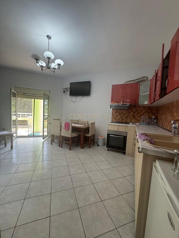 Appartamento 2+1 in Vendita a Qerret, Durazzo con vista mare !