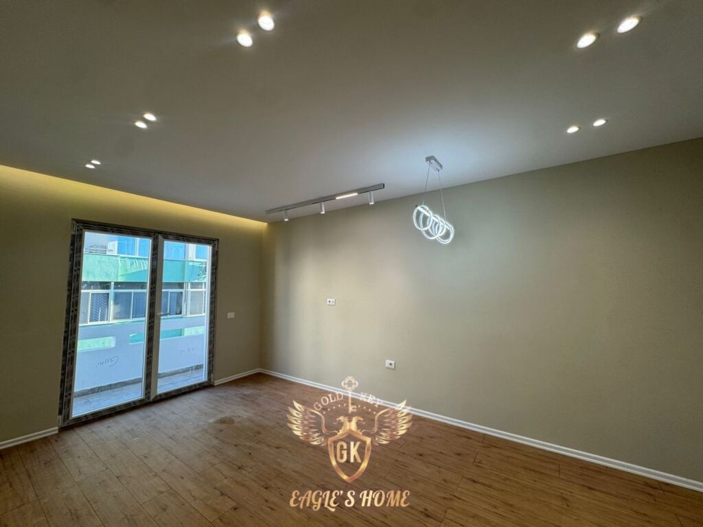 VENDESI 1+1 con Balcone  📍Kopshti Sotir Noka,Pranvera • 76.000€ ✅  