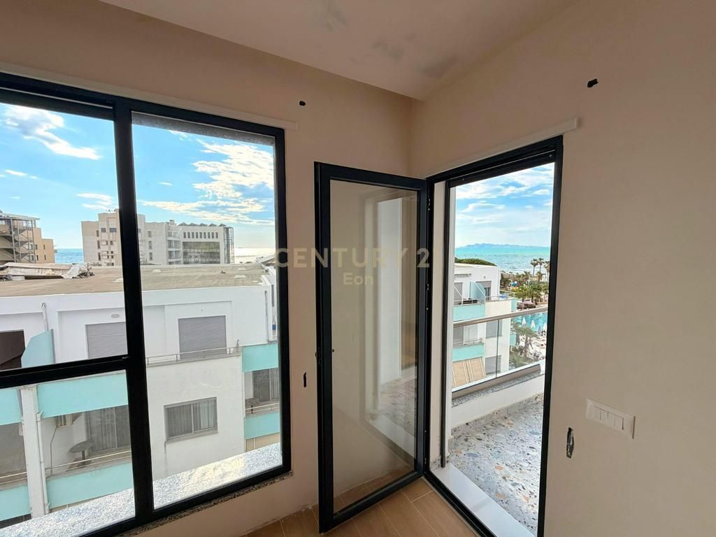 Appartamento 1+1 con Vista Mare a 50 metri dal Mare a Golem !
